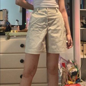 Vintage Liz Claiborne khaki shorts